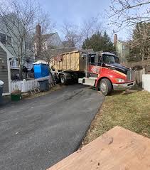 Best Residential Junk Removal in New London, CT